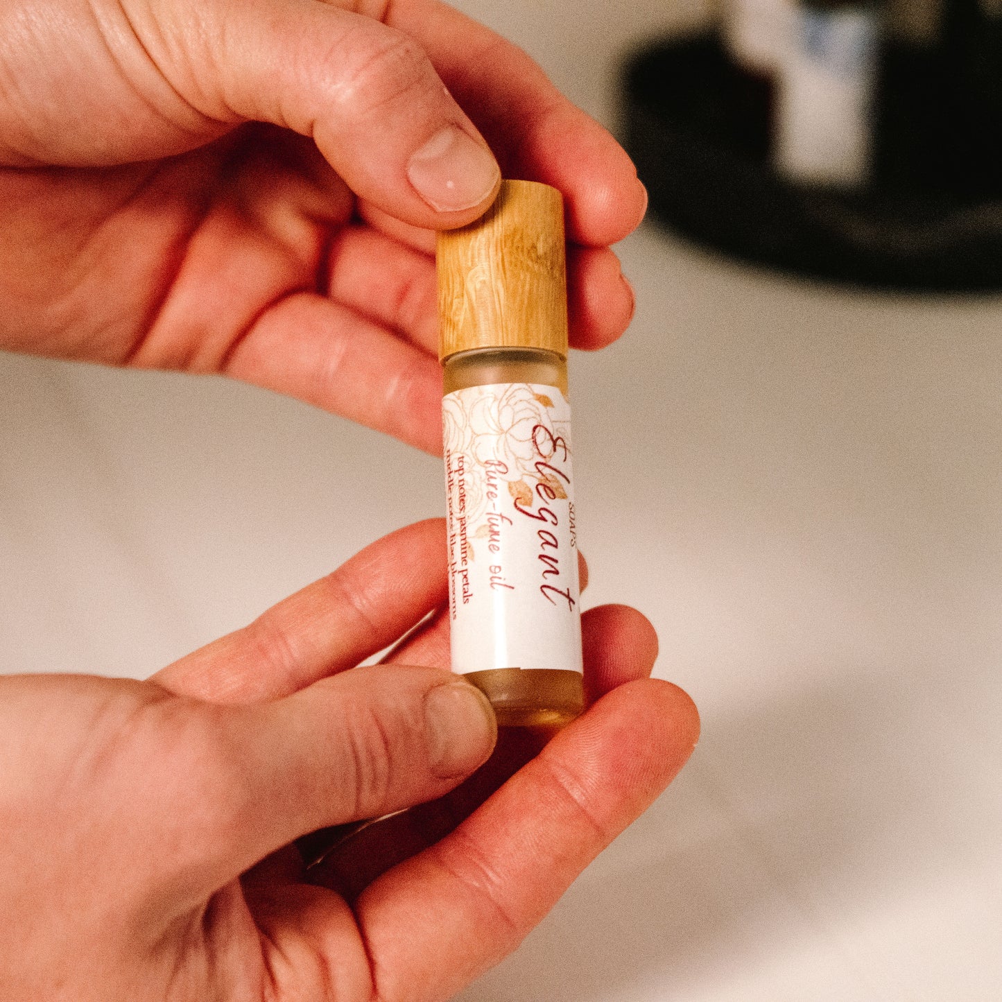 Elegant Pure-fume - Essential Oil Perfume